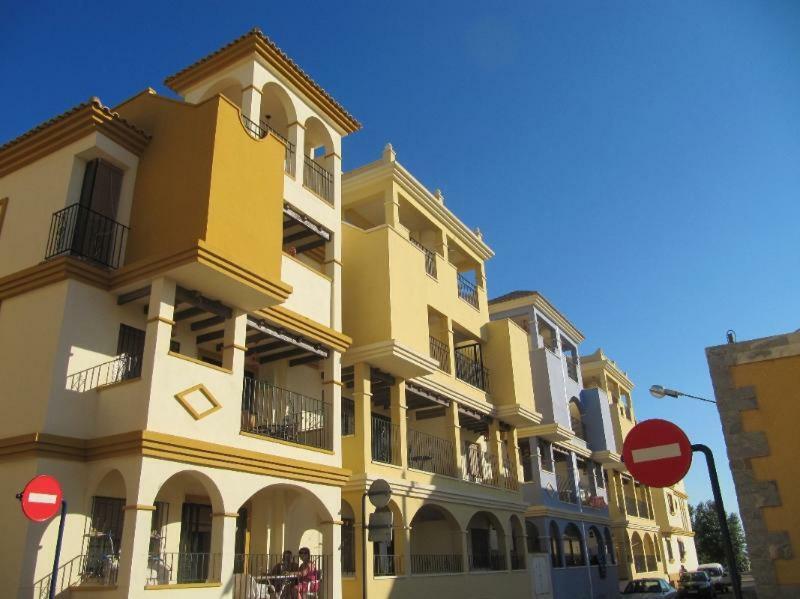 Beautiful 1 Bedroom Apartment In Roda, Los Alcazares. Larger Than Average. Ngoại thất bức ảnh