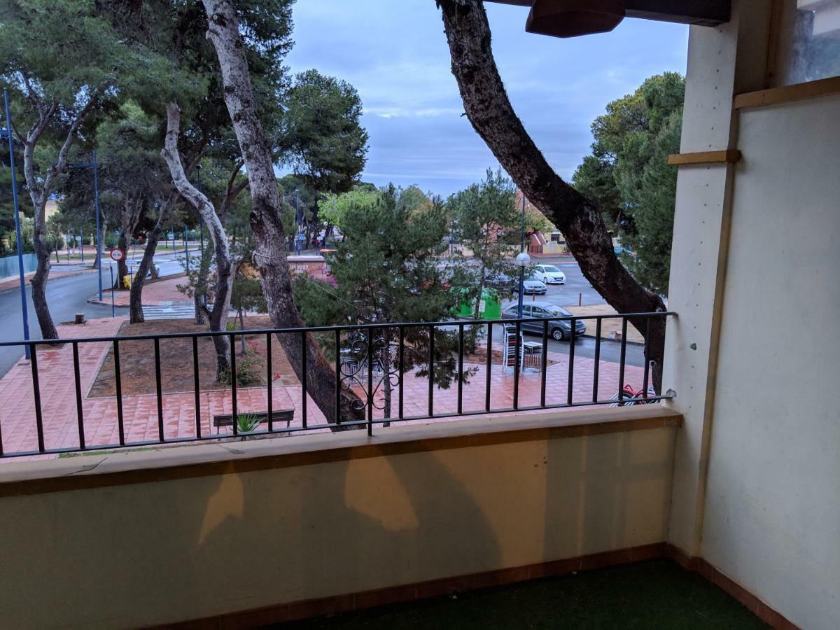 Beautiful 1 Bedroom Apartment In Roda, Los Alcazares. Larger Than Average. Ngoại thất bức ảnh